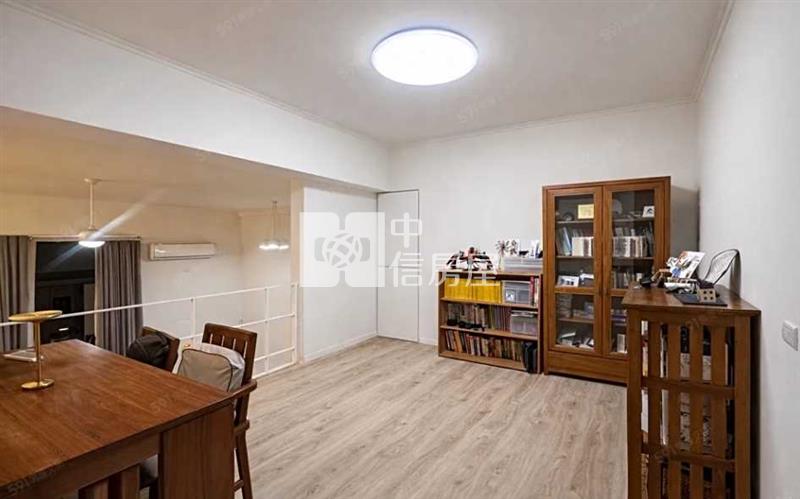 中壢區SOGO商圈4房房屋室內格局與周邊環境