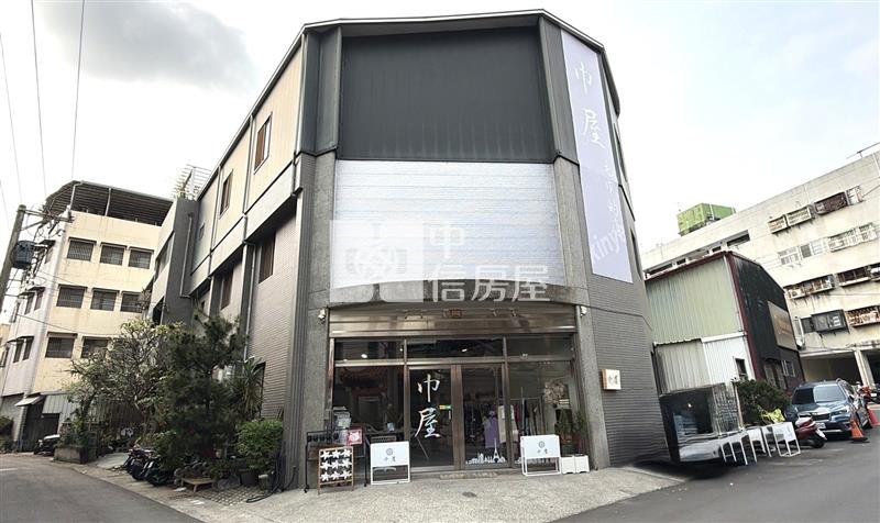 南屯文昌街/大地坪130坪/住二角店房屋室內格局與周邊環境