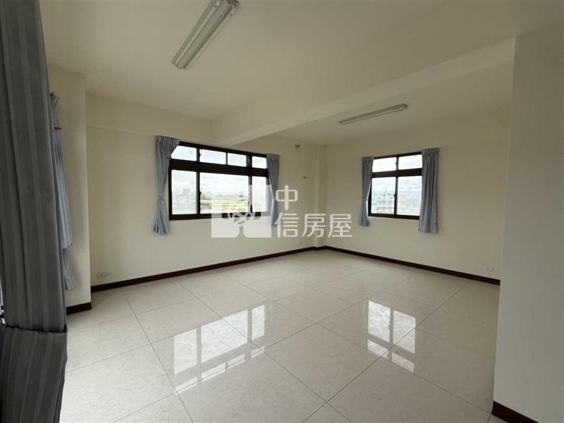 【專任委託】富民街 前庭後院合法農舍房屋室內格局與周邊環境