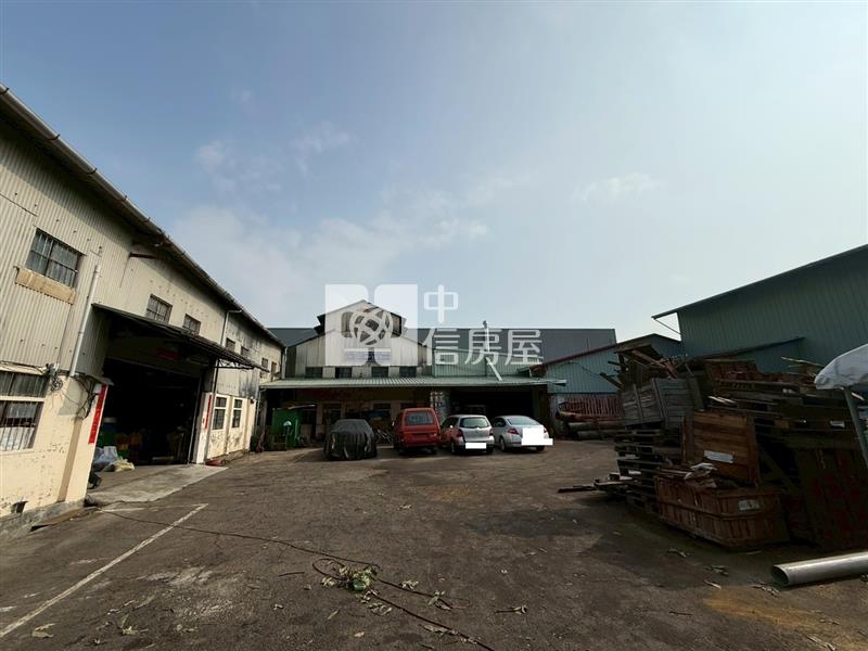 大里運動公園旁大面寬廠房房屋室內格局與周邊環境