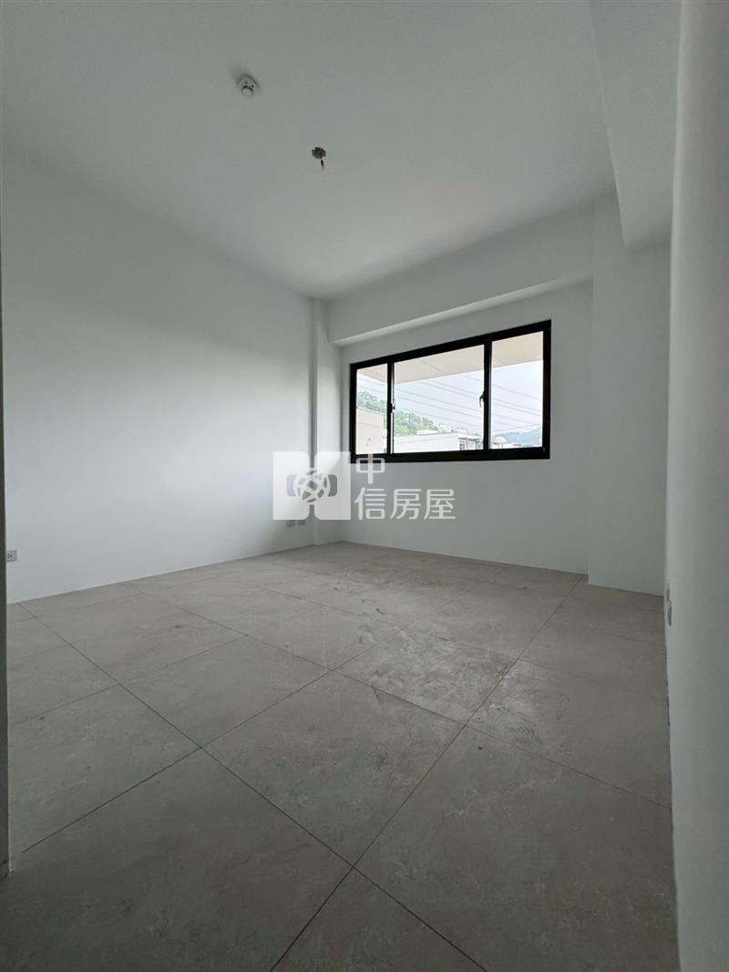 豐原全新三車電梯別墅(A)房屋室內格局與周邊環境