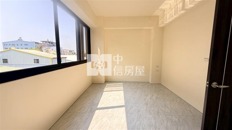 神岡社口雅豐真鑽NO.7雙車別墅房屋室內格局與周邊環境