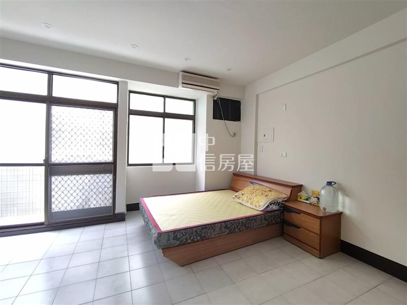 北區花園夜市旁採光透天房屋室內格局與周邊環境