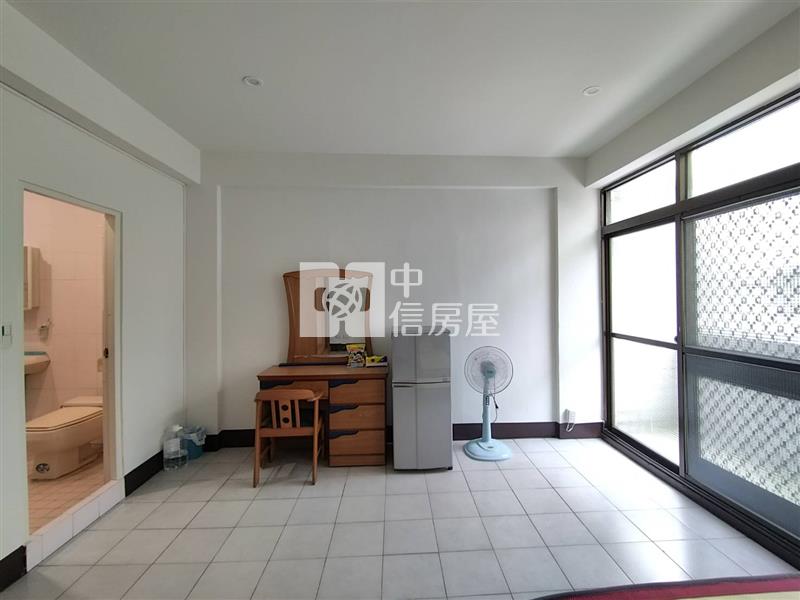 北區花園夜市旁採光透天房屋室內格局與周邊環境