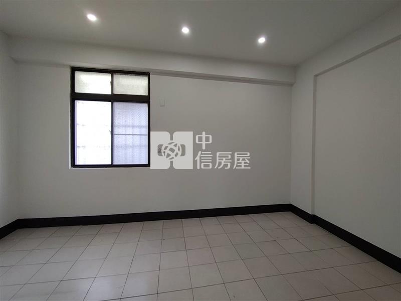 北區花園夜市旁採光透天房屋室內格局與周邊環境