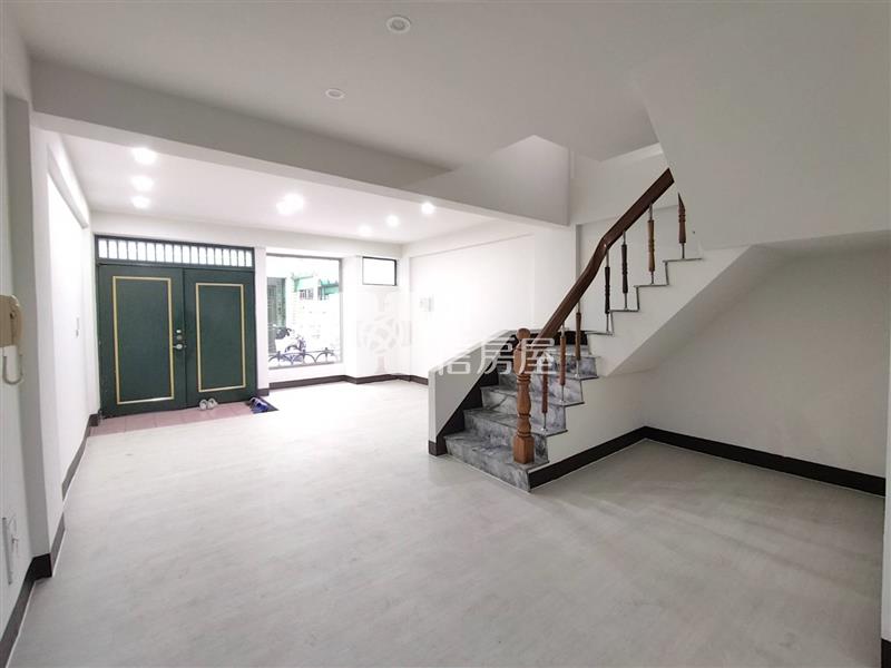 北區花園夜市旁採光透天房屋室內格局與周邊環境