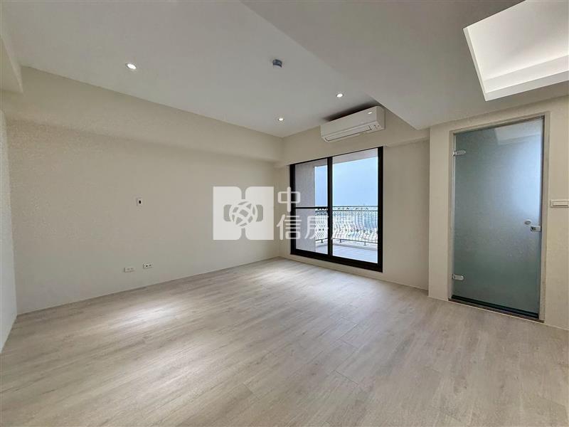 大雅挑高6米樓中樓5房平車房屋室內格局與周邊環境