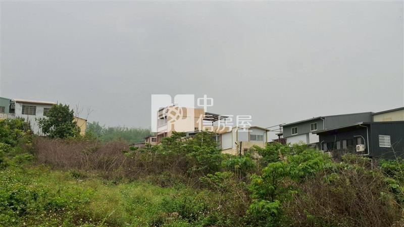 霧峰超值便宜建地房屋室內格局與周邊環境