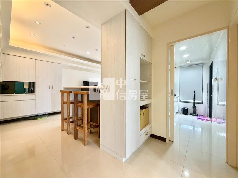 大城三月花見高樓層三房B1平車房屋室內格局與周邊環境