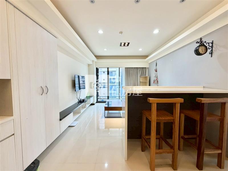 大城三月花見高樓層三房B1平車房屋室內格局與周邊環境