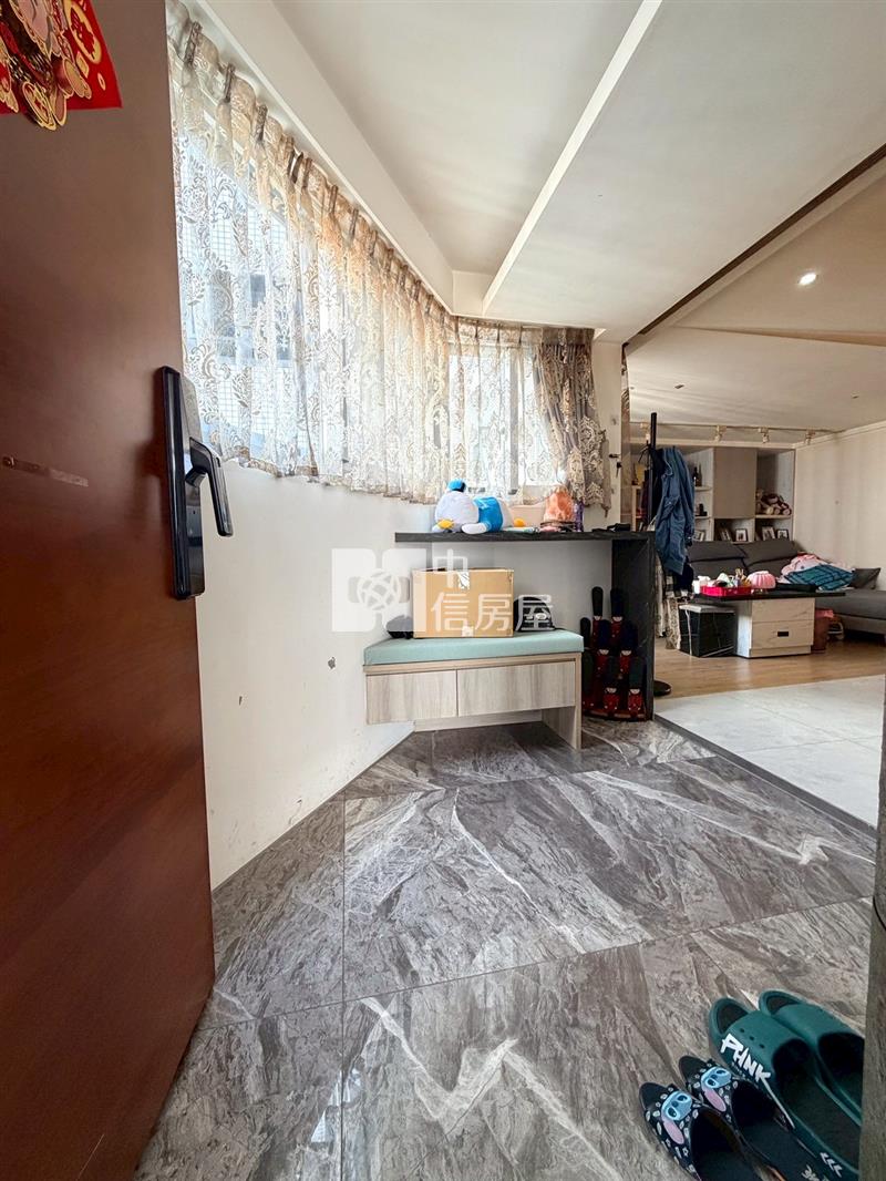 興大健康公園龍邦雙併豪宅附雙平車房屋室內格局與周邊環境