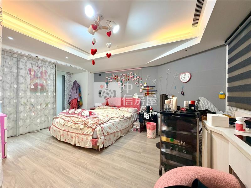 興大健康公園龍邦雙併豪宅附雙平車房屋室內格局與周邊環境