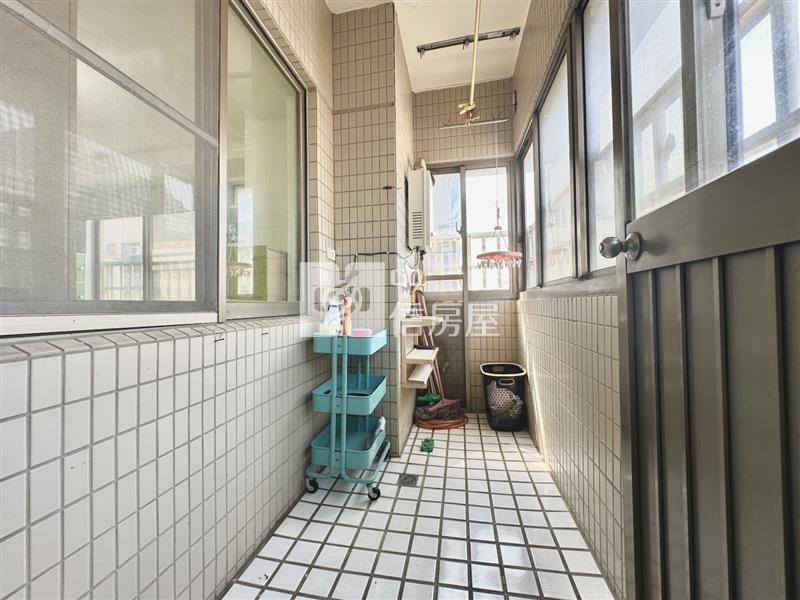 大俊國高樓4房雙車位房屋室內格局與周邊環境