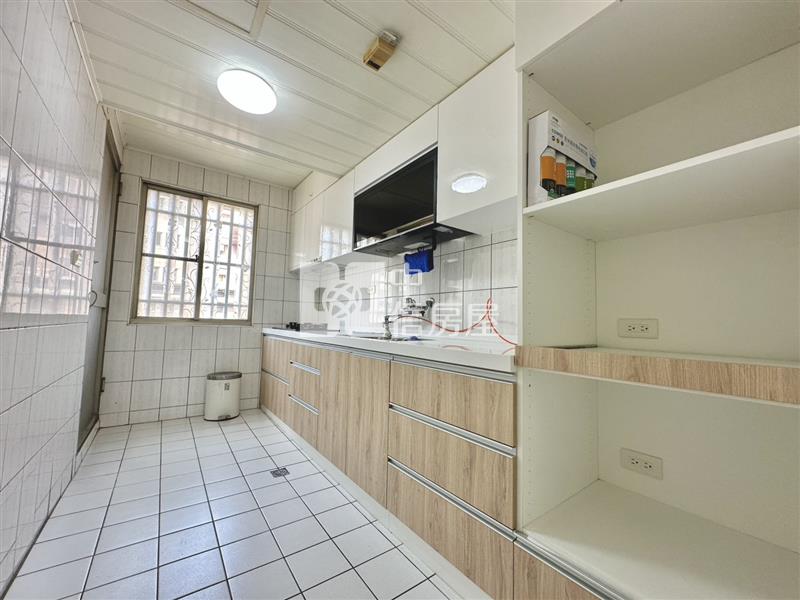 大俊國高樓4房雙車位房屋室內格局與周邊環境