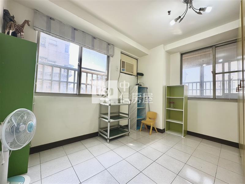 大俊國高樓4房雙車位房屋室內格局與周邊環境