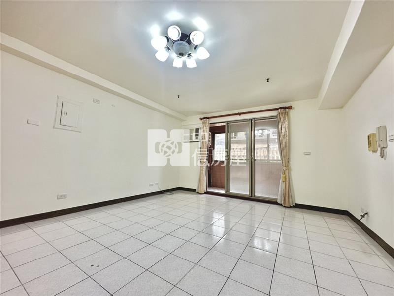 大俊國高樓4房雙車位房屋室內格局與周邊環境