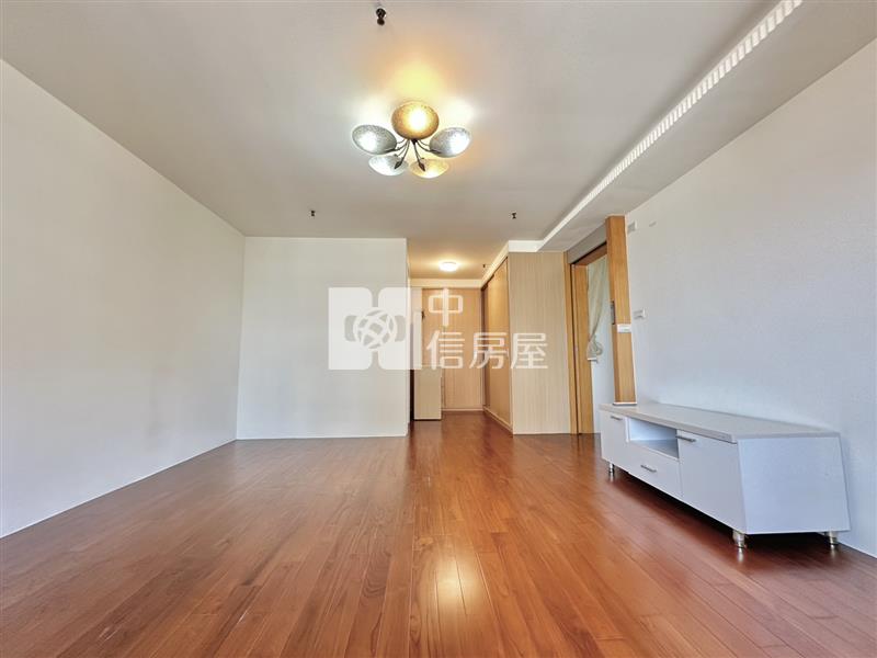 大俊國高樓4房雙車位房屋室內格局與周邊環境