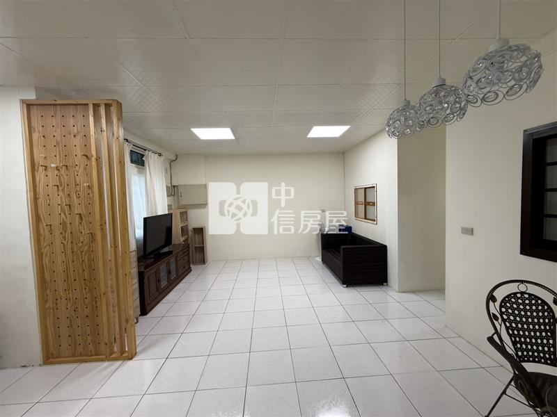 慈恩美平房房屋室內格局與周邊環境