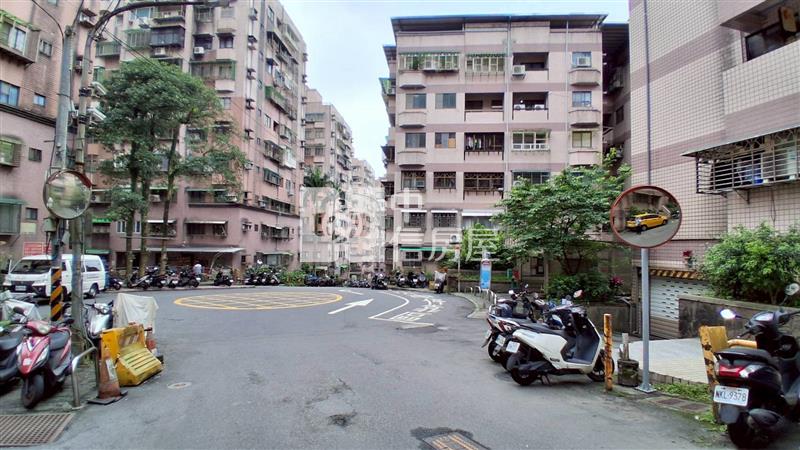 幸福圓環成家一樓房屋室內格局與周邊環境