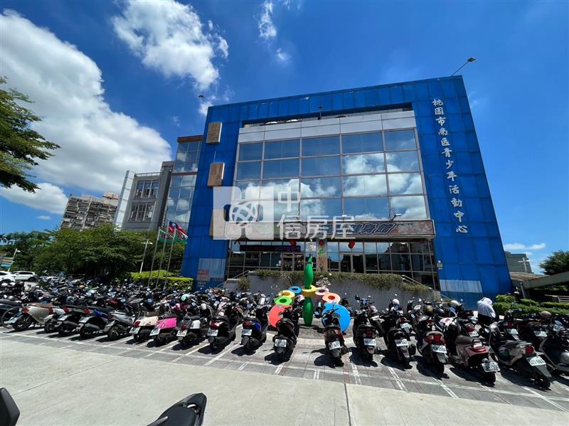 平鎮南區活動中心臨延平路~大地坪精美透天房屋室內格局與周邊環境