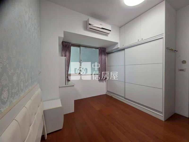 四維商圈正2房車位房屋室內格局與周邊環境