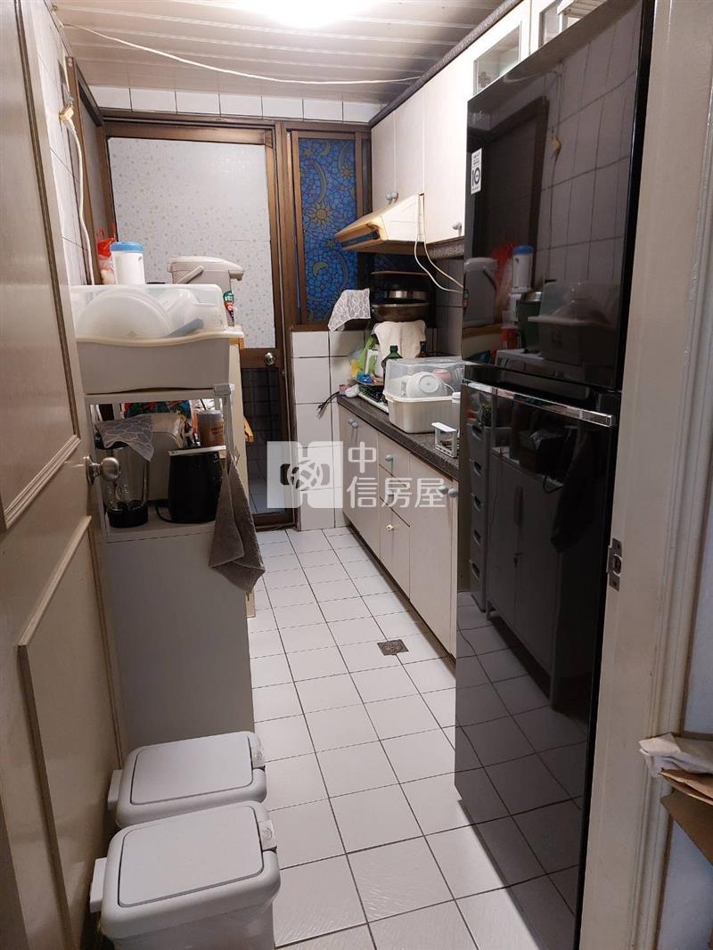 近內壢交流道.忠福商圈香格里拉三房房屋室內格局與周邊環境