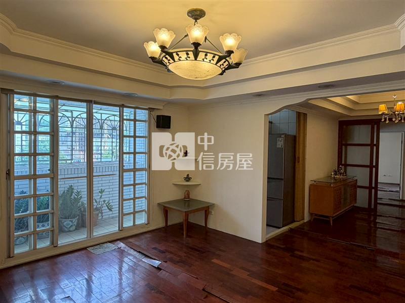 七期森鄰綠意三房平車房屋室內格局與周邊環境