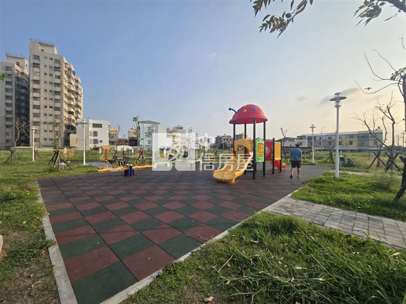 新化國稅局旁雙面臨路面寬20米重劃建地房屋室內格局與周邊環境