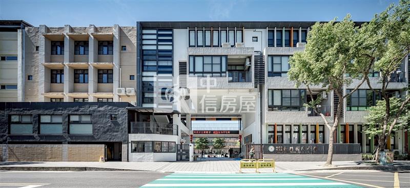 市府司法特區美寓｜桃園國中旁房屋室內格局與周邊環境