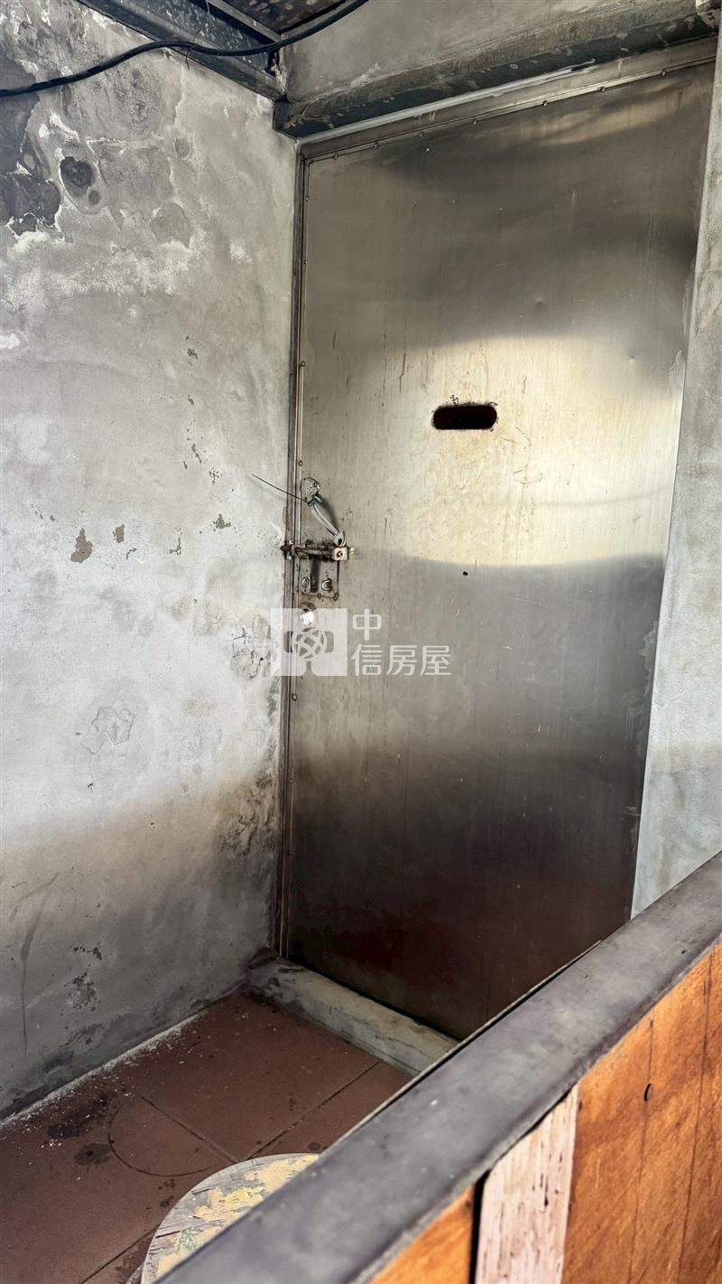 中山南路透天分租套房房屋室內格局與周邊環境