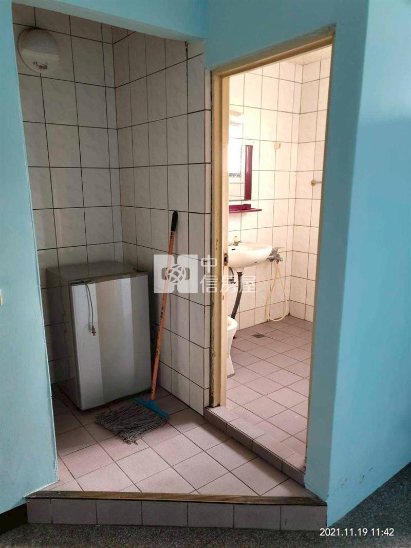 中山南路透天分租套房房屋室內格局與周邊環境