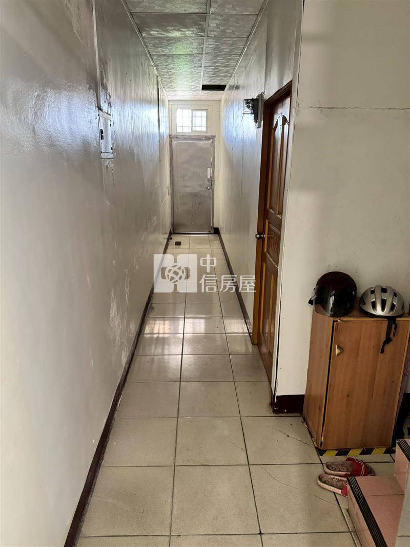 中山南路透天分租套房房屋室內格局與周邊環境