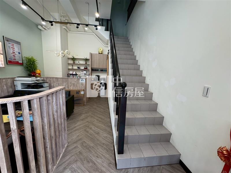 青埔A19店面1+2樓房屋室內格局與周邊環境
