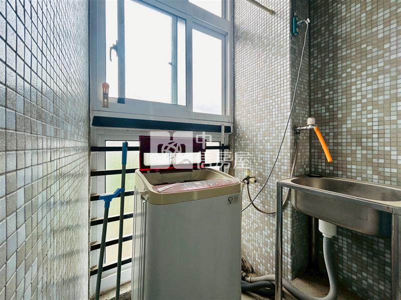 獨家大學銀行A棟採光美宅房屋室內格局與周邊環境