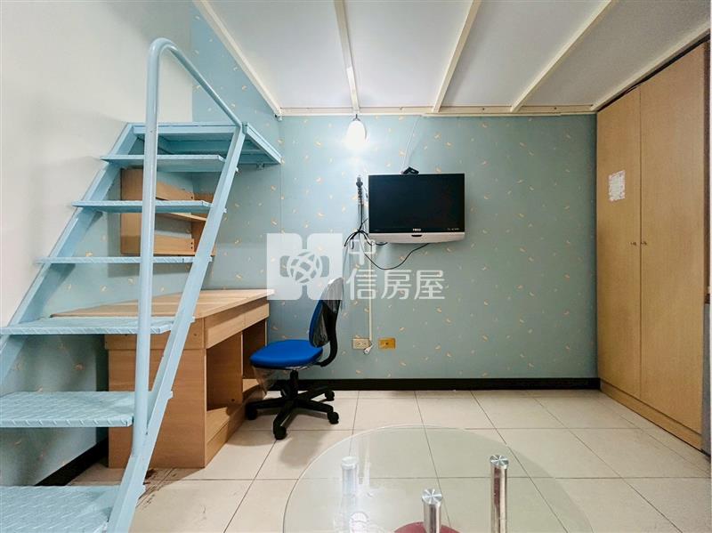 獨家大學銀行A棟採光美宅房屋室內格局與周邊環境