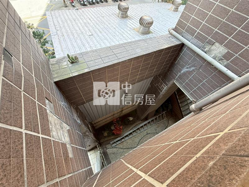 大有商圈全新裝潢3房車房屋室內格局與周邊環境