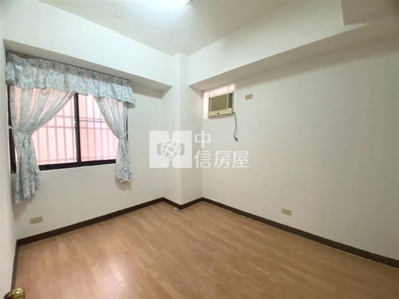 永正天下三房車位房屋室內格局與周邊環境