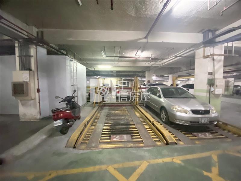 永正天下三房車位房屋室內格局與周邊環境