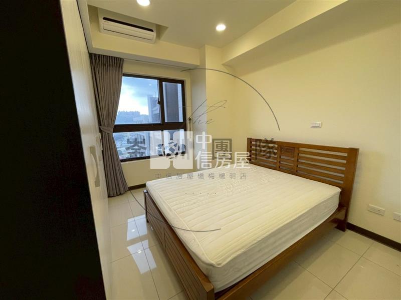 智富城高樓層景觀２房車房屋室內格局與周邊環境