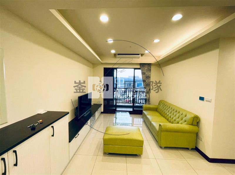 智富城高樓層景觀２房車房屋室內格局與周邊環境