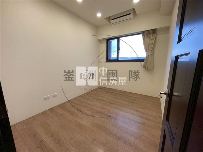 智富城高樓層景觀２房車房屋室內格局與周邊環境