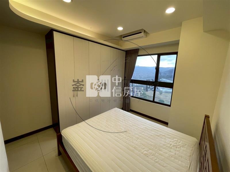 智富城高樓層景觀２房車房屋室內格局與周邊環境