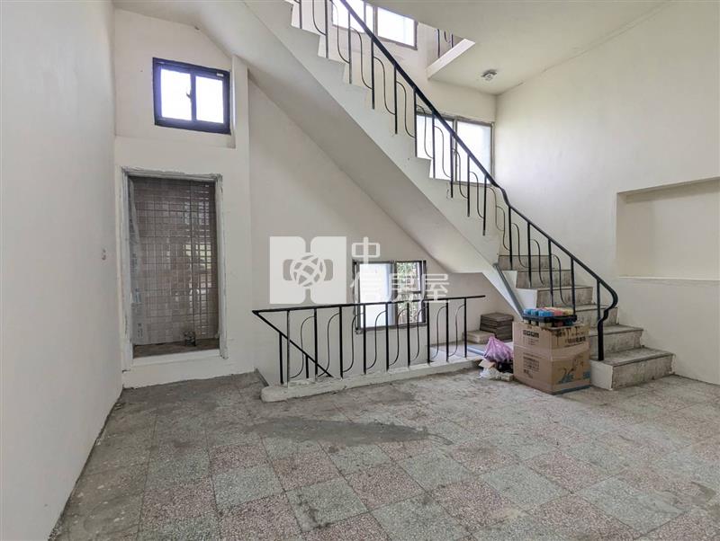 平鎮區-低總價透天房屋室內格局與周邊環境