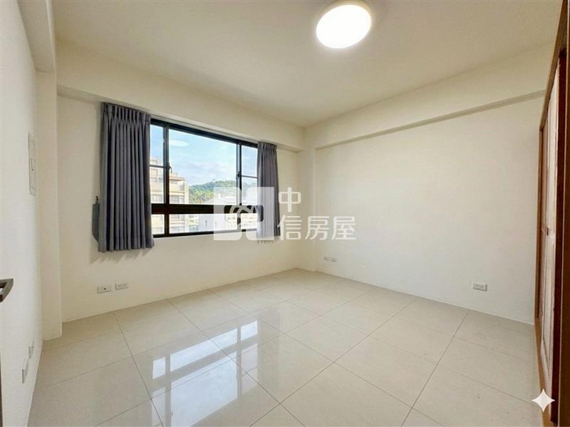 彰化伸港｜大四房臨路別墅房屋室內格局與周邊環境