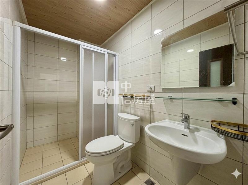 彰化伸港｜大四房臨路別墅房屋室內格局與周邊環境