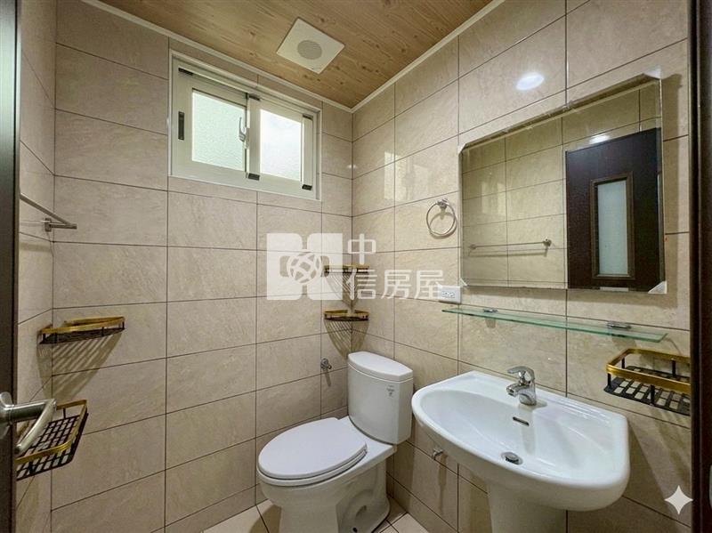 彰化伸港｜大四房臨路別墅房屋室內格局與周邊環境