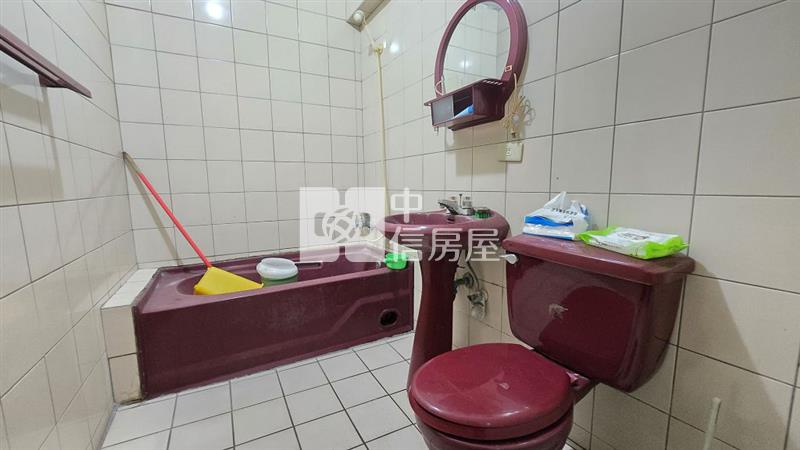 內壢火車站重疊別墅一,二樓(中信卓越團隊)房屋室內格局與周邊環境