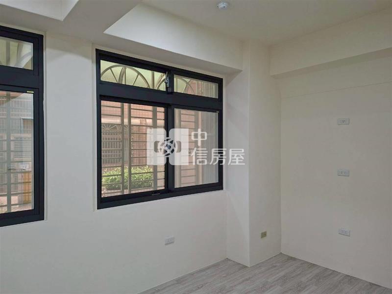 翡翠宮廷1樓美2房大露臺房屋室內格局與周邊環境