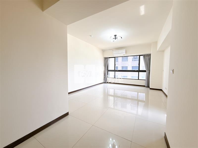 青埔A19世界MRT3+1房雙主臥雙車位房屋室內格局與周邊環境