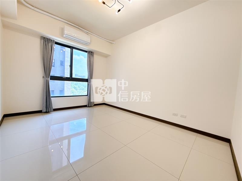 青埔A19世界MRT3+1房雙主臥雙車位房屋室內格局與周邊環境